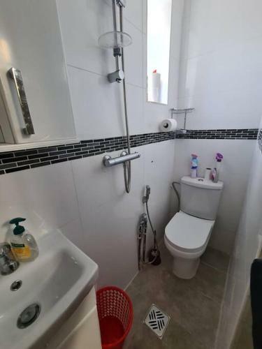Charming Residential Home - London