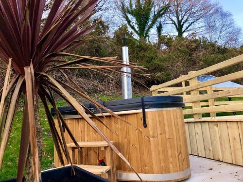 Lodge Mid Wales Luxury Huts
