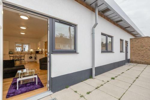 Lovely 2-bed Apartment In Dartford