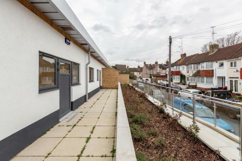 Lovely 2-bed Apartment In Dartford