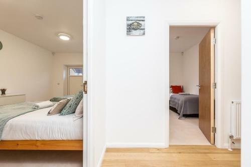Lovely 2-bed Apartment In Dartford
