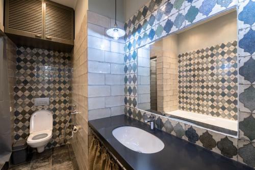 Eco Apartments In French Quarter