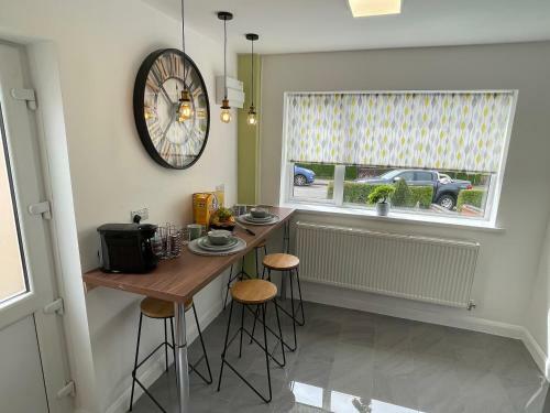 Spacious House, Ideal For Contractors, Leisure Or Corporate Stays