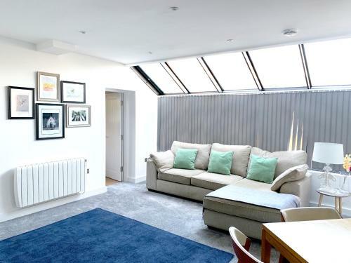 Home Crowd Luxury Apartments - Park View