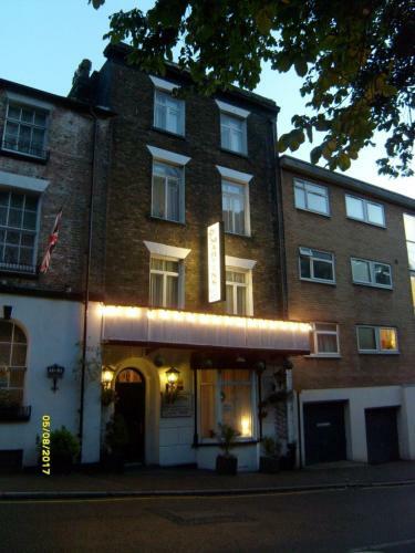Hostal St Martins Guest House