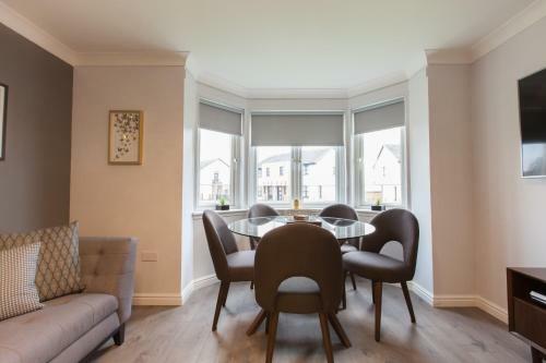 Dunfermline - Luxury Two Bedroom Apartment - Tp