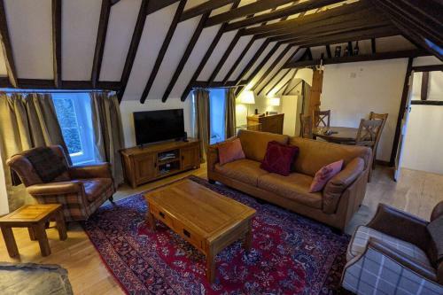 Cozy Traditional Perthshire Cottage