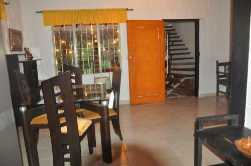 Hostal Mangalobby Finca Hotel