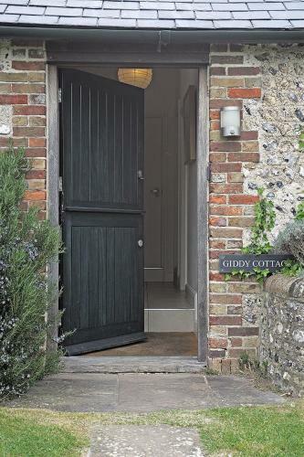 Giddy Cottage