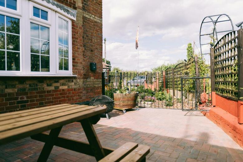 Charming 1-bed Apartment In East Dereham