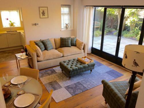 Hesmonds Oast Lodge