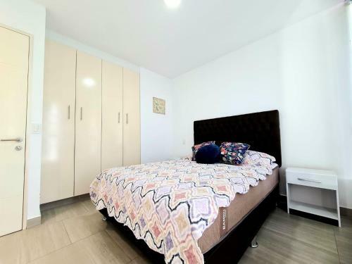 Apartamento Triplex Con Piscina En Ocean Reef - San Bartolo