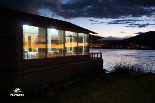 Lodge Vip Flotante