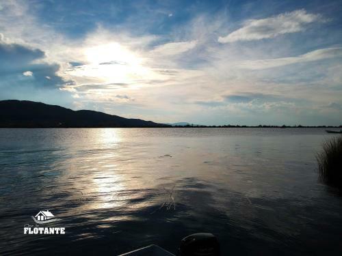 Lodge Vip Flotante