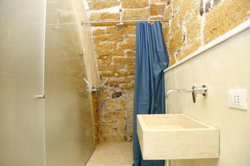 Porto Salvo Apartments