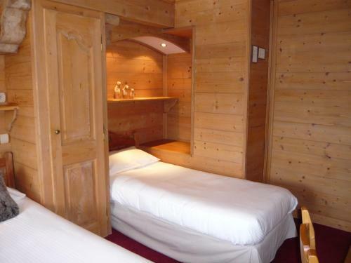 Hotel Le Caprice Des Neiges H�tels-chalets De Tradition