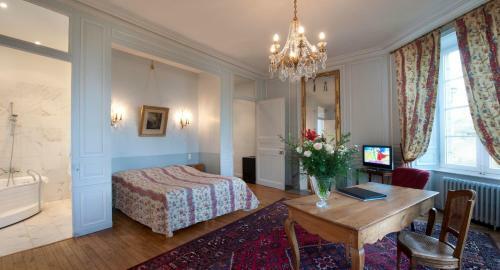 Hotel Ch�teau De Locgu�nol�