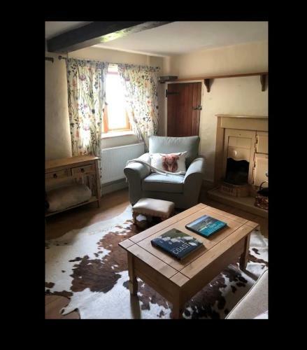 Beautiful Old Farmer's Cottage