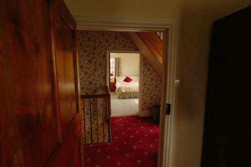 Bed & Breakfast Hordley Hall