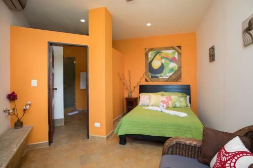 Luxurious 5 Bed 45 Ba Home With Amazing Ocean Views And Private Beach Access