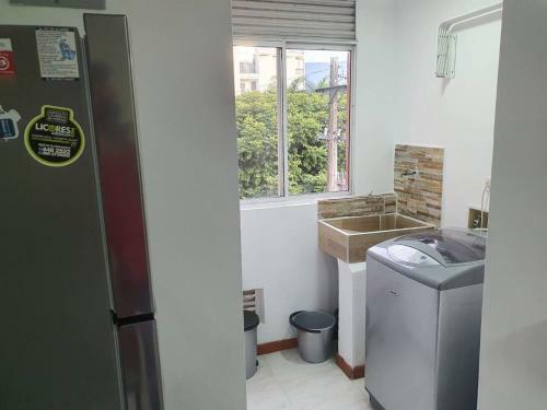 Apartamento 3alc Con Balcon Y Parqueadero Laureles