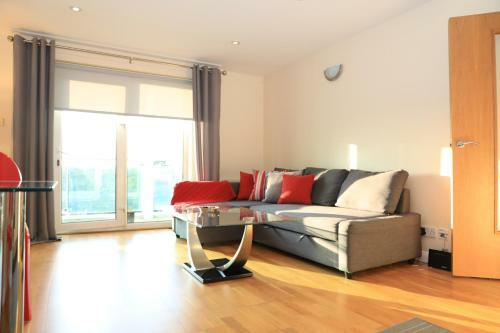 Tranquil Apartment With Stunning Views