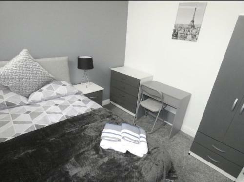 Hostal Townhouse @ Cotesheath Street Stoke