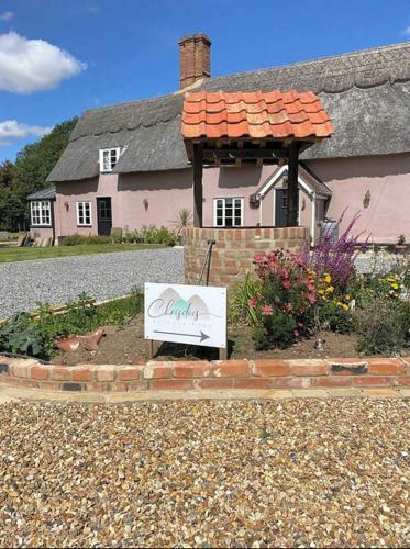 Chrisdee's Suffolk Pods