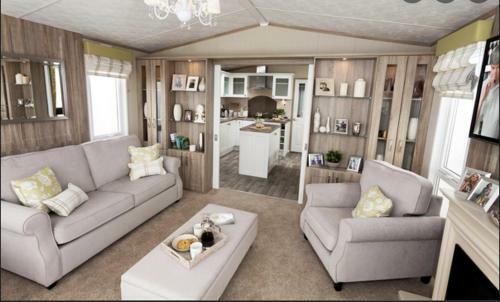 Chrisdee's Suffolk Pods
