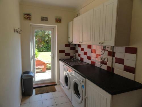 Isbourne Place By Cliftonvalley Apartments
