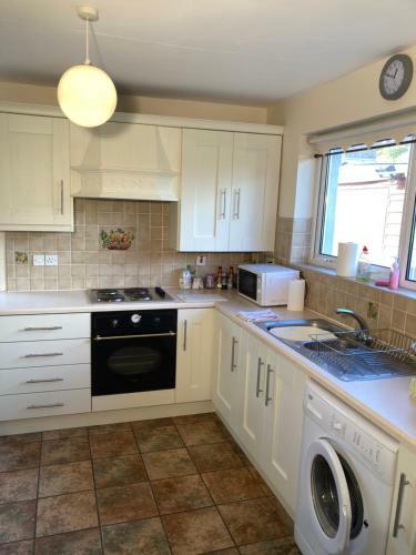 Enniskillen House (6 Person House)