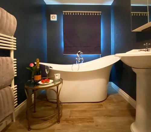 Swallow Lane, Enniskillen, Co Fermanagh, 5* Chic
