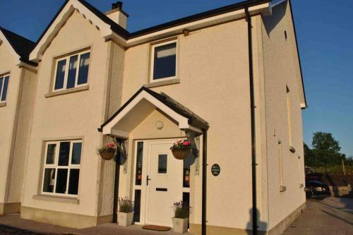 Swallow Lane, Enniskillen, Co Fermanagh, 5* Chic