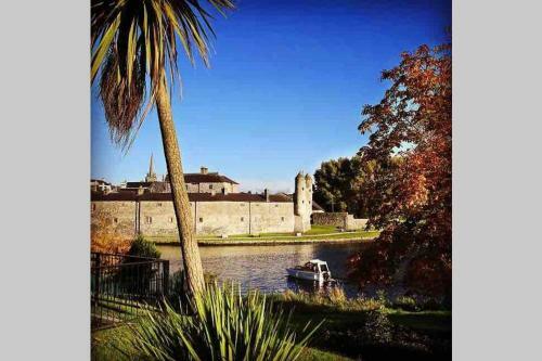 Swallow Lane, Enniskillen, Co Fermanagh, 5* Chic