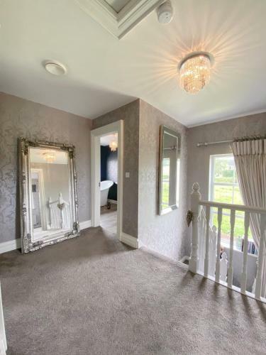 Swallow Lane, Enniskillen, Co Fermanagh, 5* Chic