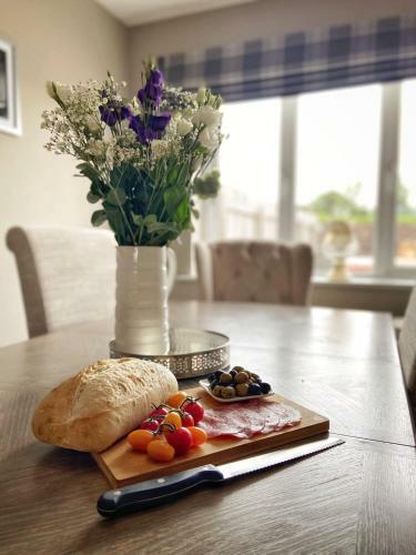 Swallow Lane, Enniskillen, Co Fermanagh, 5* Chic