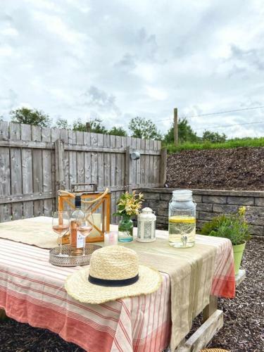 Swallow Lane, Enniskillen, Co Fermanagh, 5* Chic