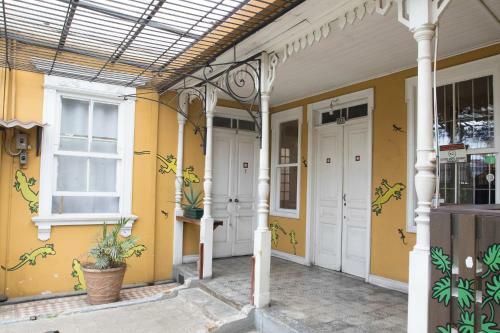 Posada Casa Mayela Guest House