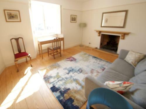 Pass The Keys Stunning, Spacious Farmhouse With Free Parking