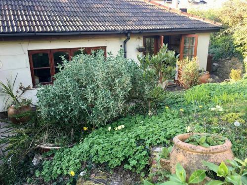 Secret Garden Cottage