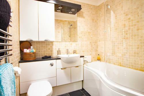 Apartamento Old Lodge 2 Min Walk To The Uni With Private Parking