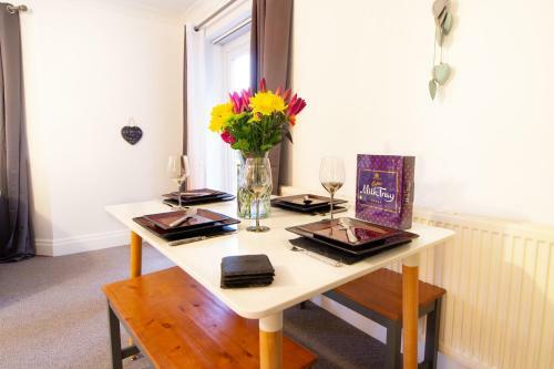 Apartamento Old Lodge 2 Min Walk To The Uni With Private Parking