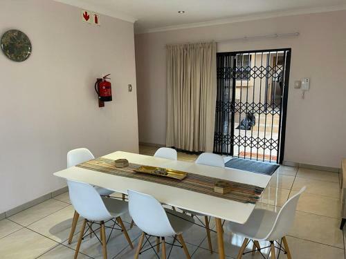 Apartamento Thokomala Guest House