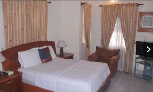 Christine Apartment Hotel Ltd