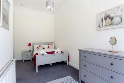 Colonial Victorian Apartment, Fab Central Location