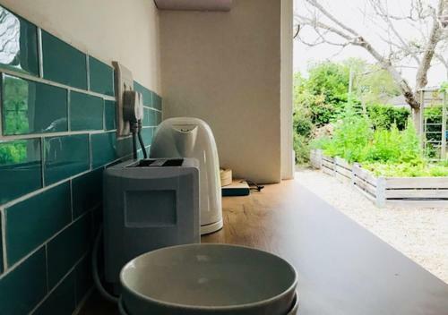 Hostal Oak Tree Garden Cottage