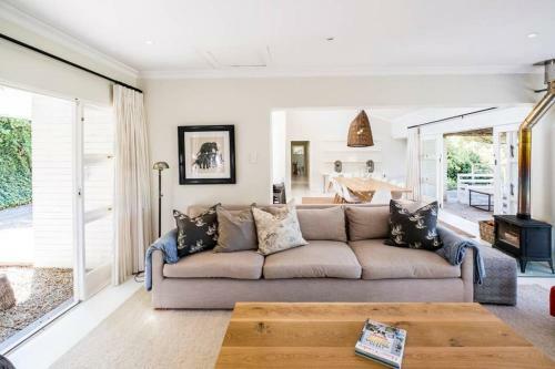 Queensgrove
