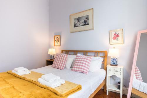 Apartamento Grand & Spacious Central Apt With Wifi