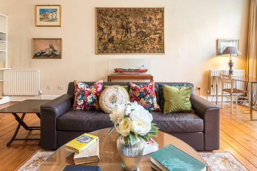 Apartamento Grand & Spacious Central Apt With Wifi