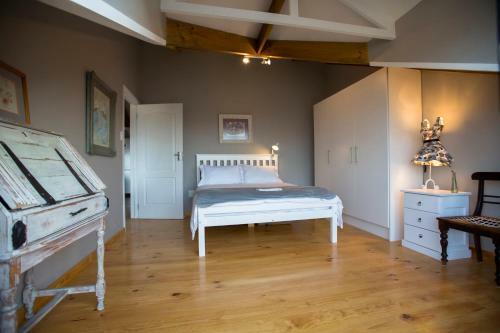 Hostal Four Seasons Guesthouse